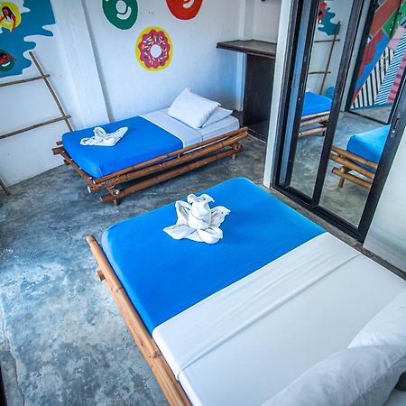Mad Monkey Hostel Boracay Boracay Island Exterior photo